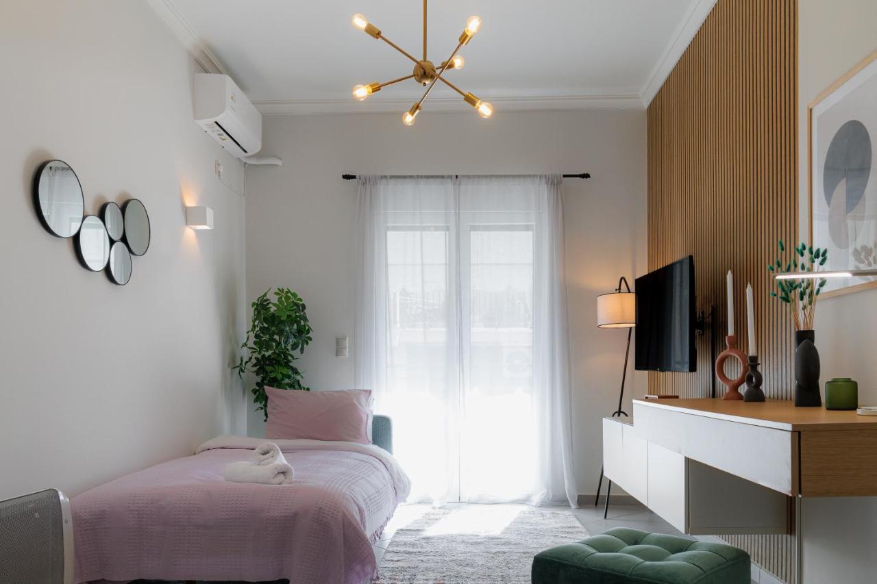 Sunny & Modern Apt For 3 Persons 아테네 외부 사진