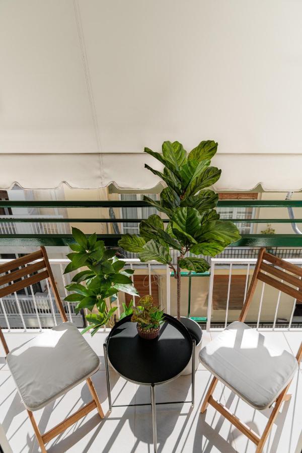 Sunny & Modern Apt For 3 Persons 아테네 외부 사진